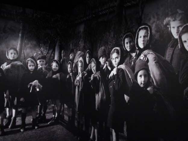 exposition C'étaient des enfant à l'hotel de Ville | Sortiraparis.com