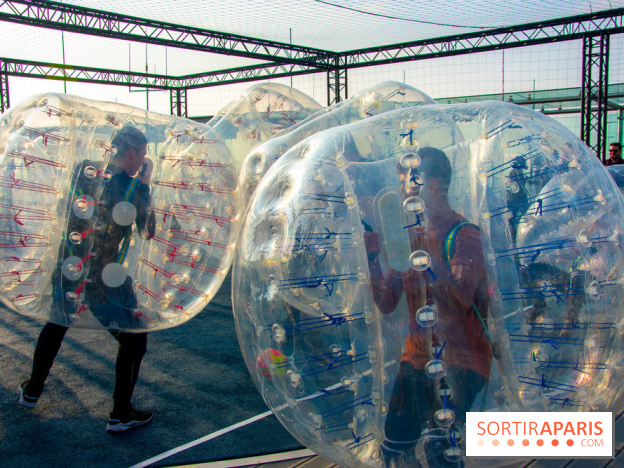 Animation de Bubble Foot sur la Tour Montparnasse