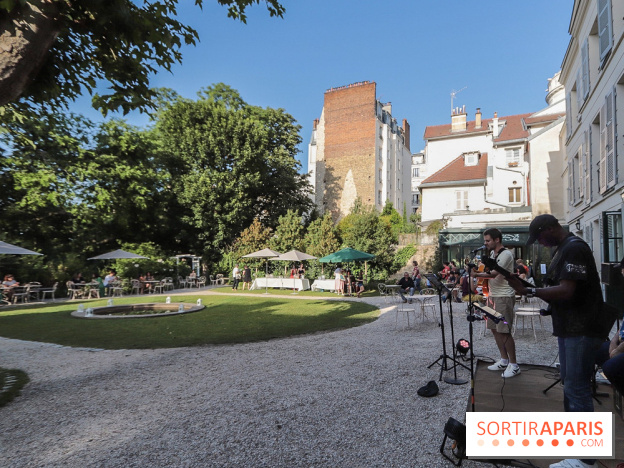 Le Café Renoir et sa terrasse estivale 2019