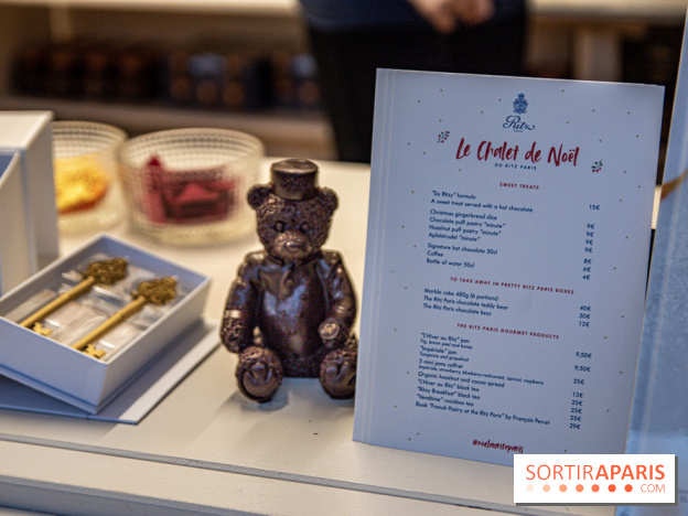 Le Chalet de Noël du Ritz by François Perret 