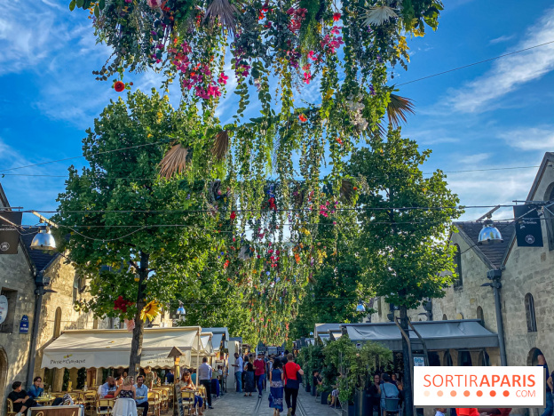 Le ciel de fleurs à Bercy Village
