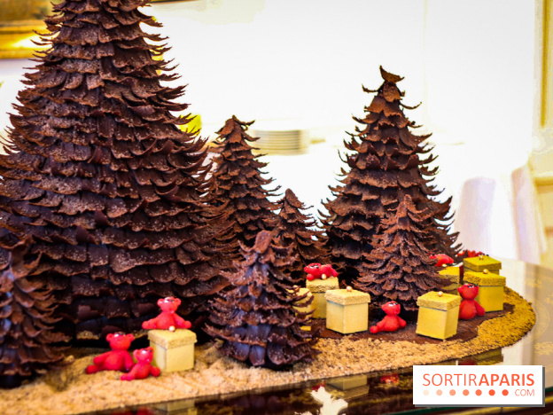 La Bûche de Noël du Plaza Athénée 2020 par Angelo Musa et Alexandre Dufeu