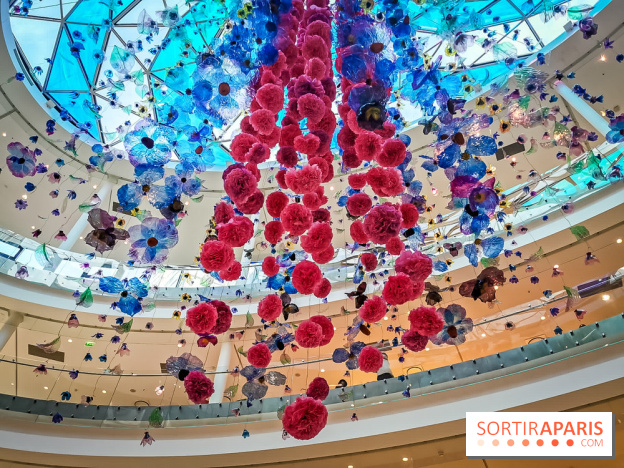 Les bouteilles à la mer, l'exposition poétique et florale autour de la pollution à Beaugrenelle
