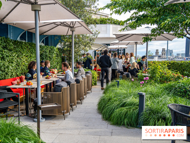 Le jardin estival sur les terrasses du cheval Blanc