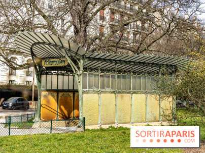  Le dernier édicule de type B d'Hector Guimard - Métro Porte Dauphine  -  A7C5176