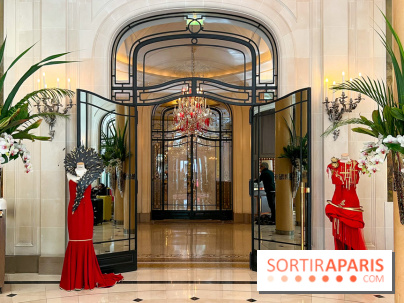 Exposition mode au Plaza Athénée pour la Fashion Week Haute Couture