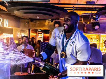 Teddy Riner fête sa 3e médaille d'or olympique au Bistrot Podium