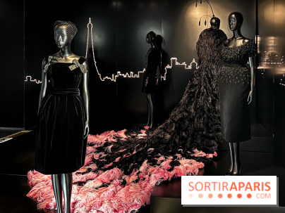 JO paris 2024 : Les tenues de scène de Lady Gaga, Aya Nakamura et Céline Dion exposées à la Galerie Dior  - image00001