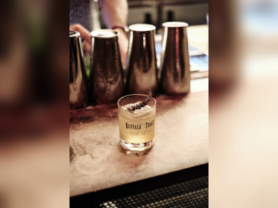 Une soirée unique pour déguster des cocktails insolites chez Monsieur Bleu - 15  DSF8575