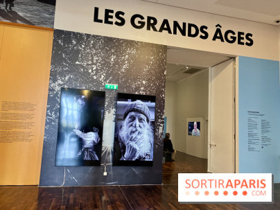 Les Grands âges : une exposition photo sensible de Nikos Aliagas au Musée de l'Homme