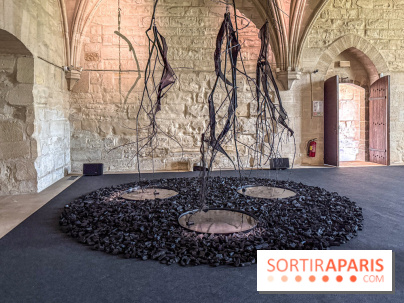 Inkarna : l’exposition de Yosra Mojtahedi à l’Abbaye de Maubuisson