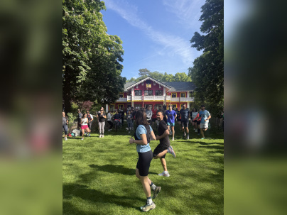 OUF : une journée entre marche, course et fête au Rosa Bonheur à l’Est - copie