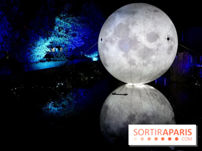 Parc de l'Étrange 2026 : Lune lumineuse sur l’étang nocturne