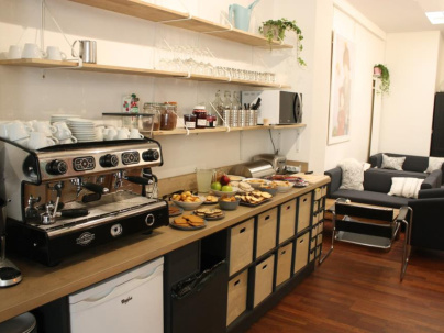 L'Anticafé - bar et buffet