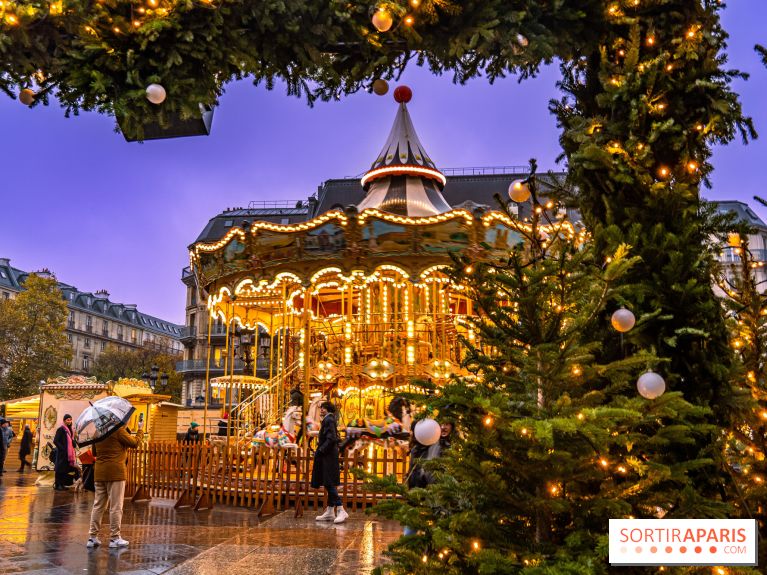 Le Marché et village de Noël de l’Hôtel de ville de Paris 2022