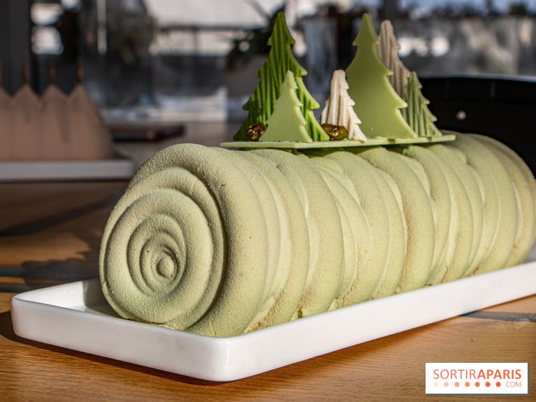 Bûche de Noël Pistache Candy Paradis 2022