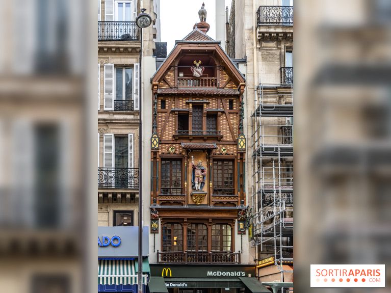 Façade alsacienne classée à Paris - McDo Saint-Lazare