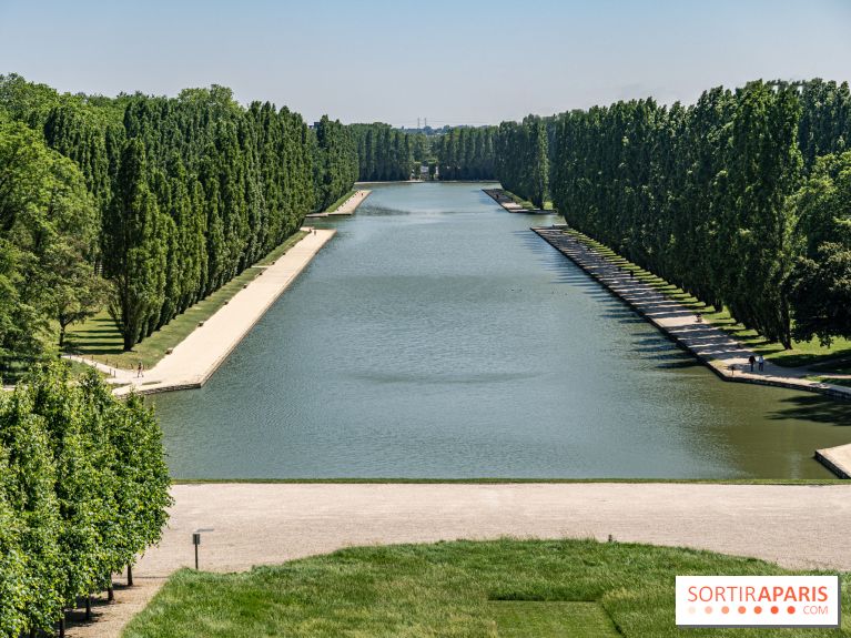 Le Gué, l'installation éphémère du Domaine de Sceaux qui fait marcher sur l'eau -  grand canal
