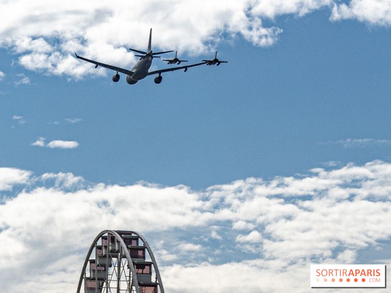 defile 14 juillet 2024 paris avion