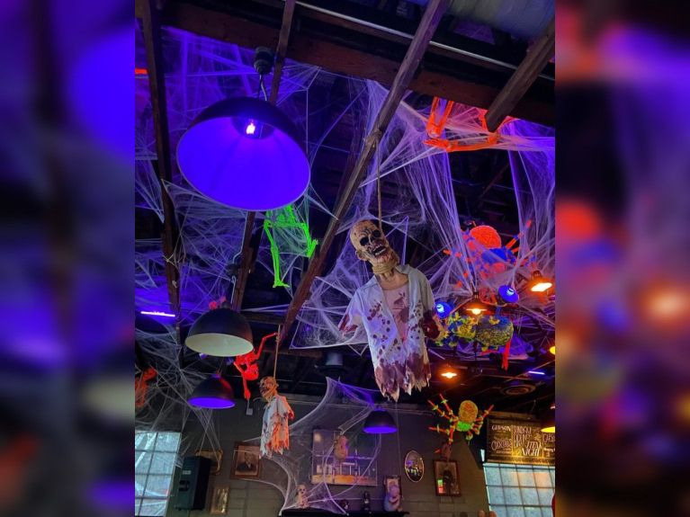 Soirée d'Halloween au California Avenue à Chatelet - halloweencalif