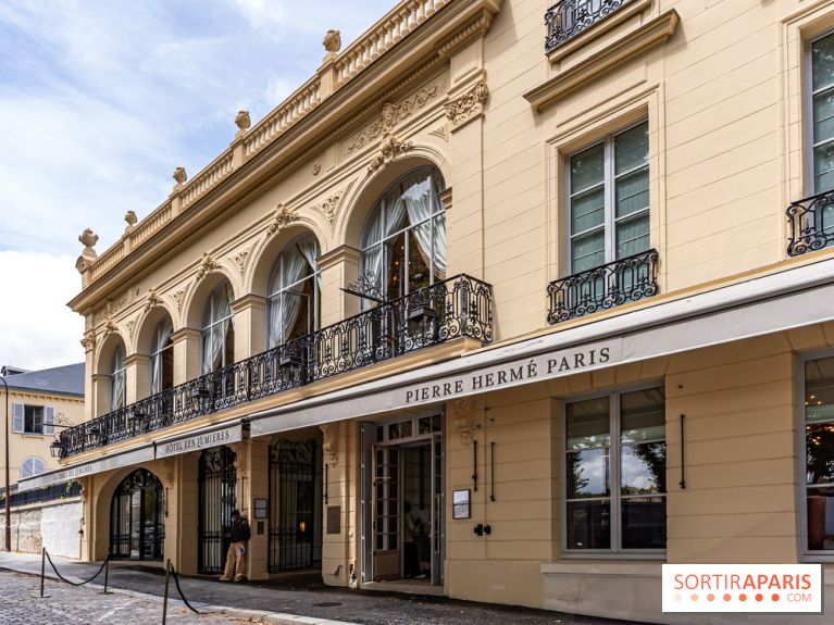 Le Café et la Pâtisserie Pierre Hermé à Versailles - Hôtel Les Lumières - façade