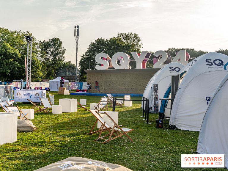 La Fan zone de Saint-Quentin en Yveli!nes, soirée Ofenbach et drones -  A7C0306