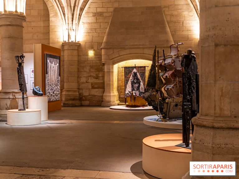 Exposition « Révélation ! Art contemporain du Bénin » à la Conciergerie