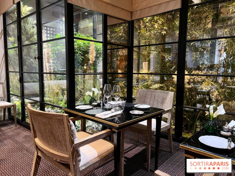 Le Grand Diner, Hôtel San Régis - Décoration