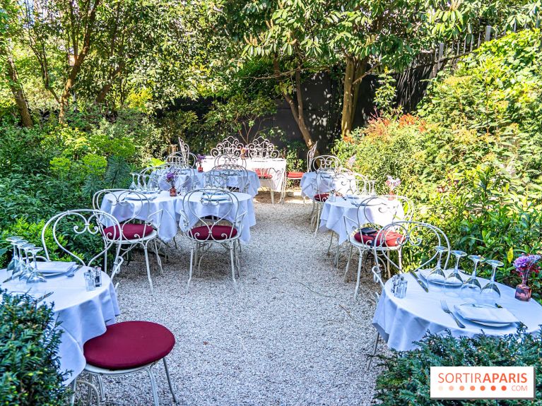 Terrasse de l'Hôtel Particulier, le jardin verdoyant au cœur de Montmartre - photo - A7C06362