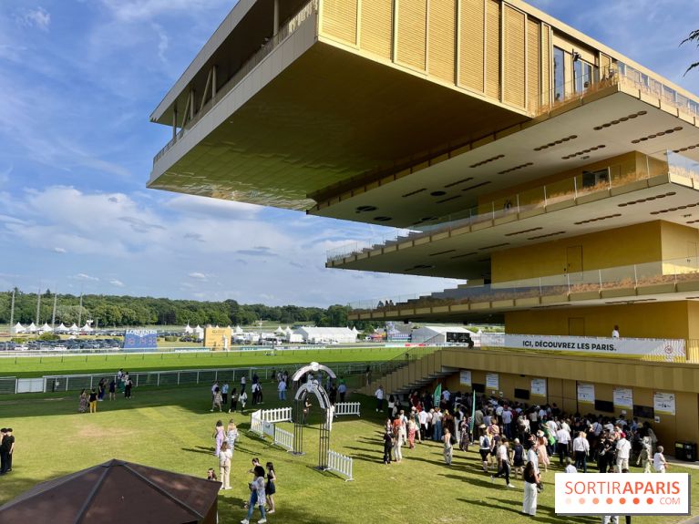 Jeuxdi by Longchamp