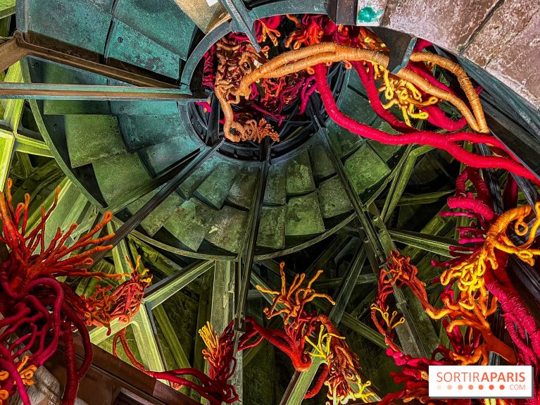 Paris Design Week 2025: une œuvre textile s'invite dans la Colonne de Juillet, place de la Bastille - IMG 7304 jpg