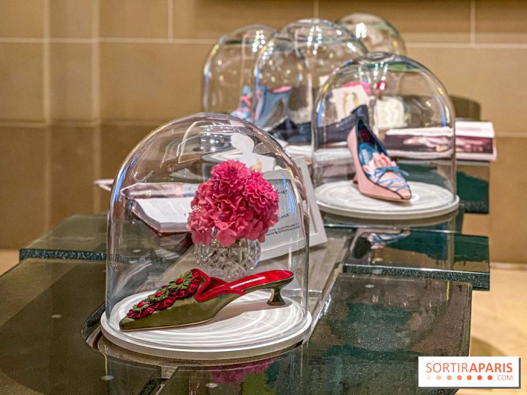 Manolo Blahnik Crillon - 1D66D531 3F6F 485B 9F88 D3F5DDFA7E71