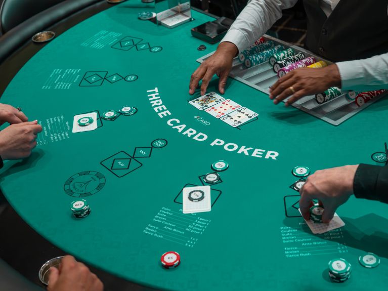 Paris Élysées Club : temple du jeu dans la capitale  - 01