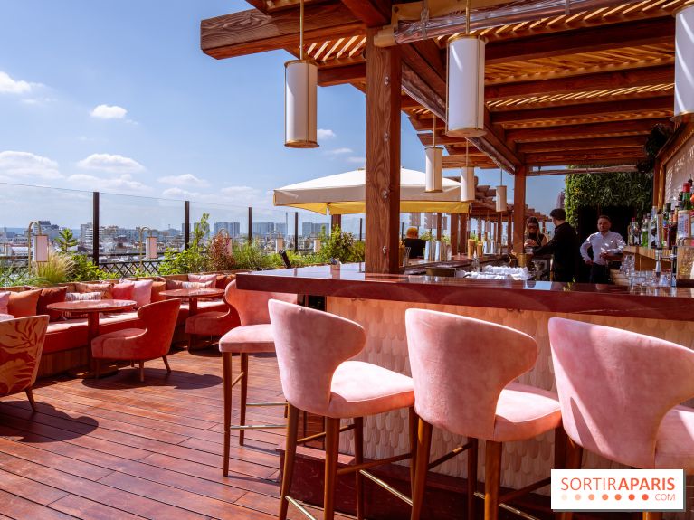 La terrasse en rooftop du Kinugawa à l'hôtel Sax Paris 7e