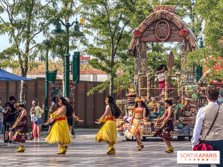 Disneyland Paris : la Cavalcade des Princesses Disney à Disney Adventure World
