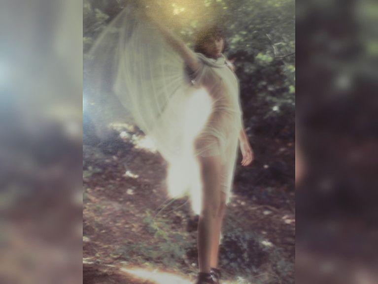 Pagan Poetry, Diane Schuh, Vivienne Mook, la Cour