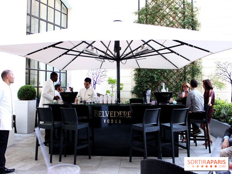 La terrasse d'été du Shangri-La Paris by Belvedere