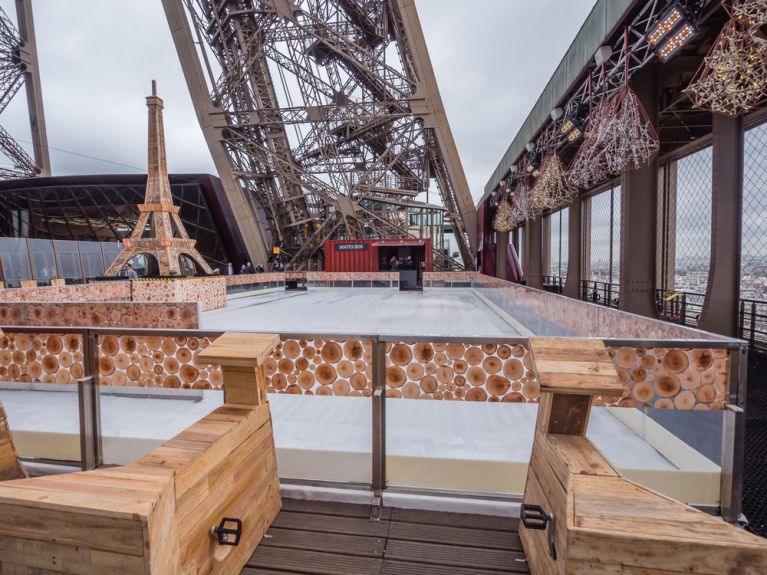 Patinoire Tour Eiffel 2015