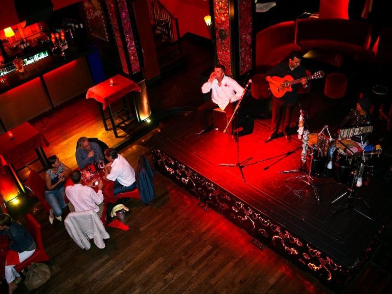 Chaussée d'Antin, Espagne, Grands Boulevards, Lafayette, Latino, Paris, Paris Bodega, Salsa