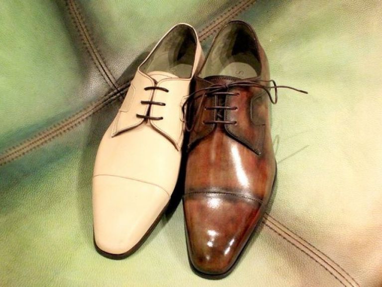 Souliers de la collection JMLEGAZEL, avant/après patine Dead Leaf