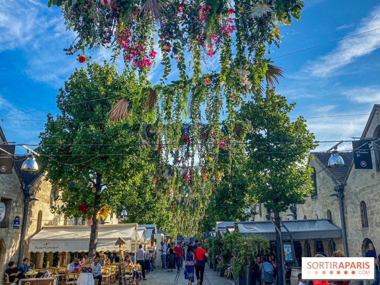 Le ciel de fleurs à Bercy Village