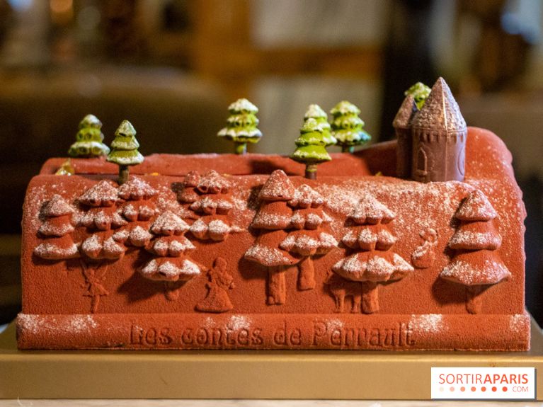 Bûche de Noël 2020 de Matthieu Carlin à l'Hôtel de Crillon