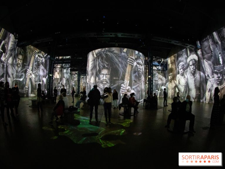 Photos : Exposition immersive Jimmy Nelson : The last sentinels à l’Atelier des Lumières 