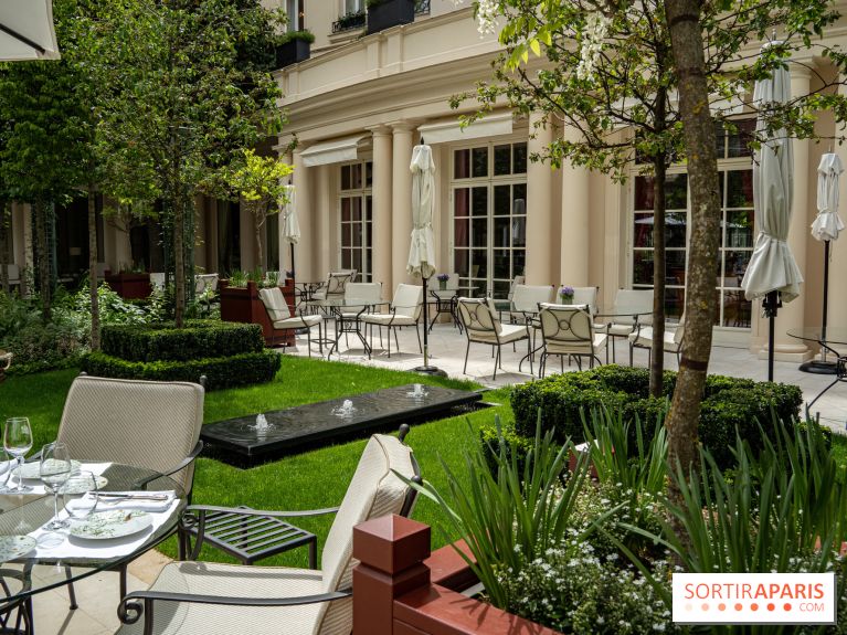 Le Tea time du Bristol par Pascal Hainigue