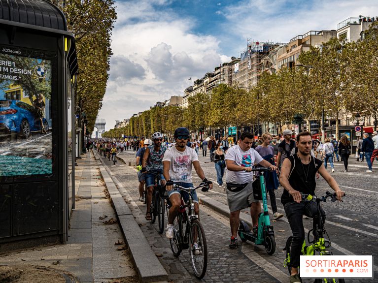 Champs Elysées piéton et Arc de Triomphe empaqueté