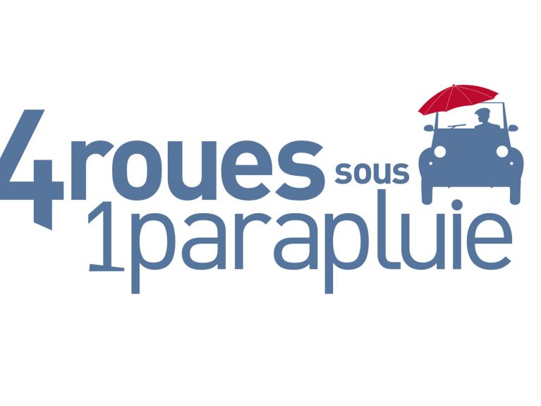 4 rouess sous 1 parapluie