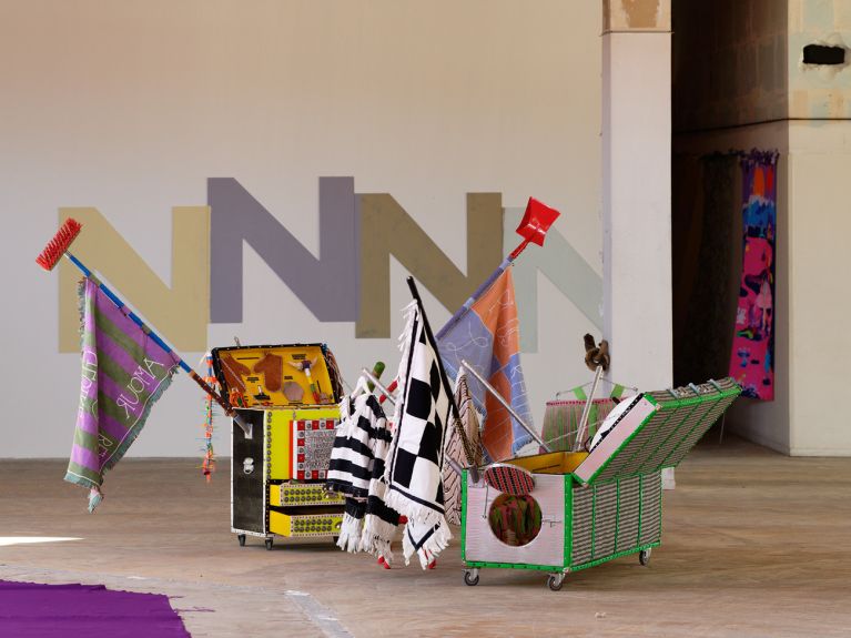 Exposition Felicità Milieu des choses 