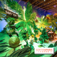 Les vitrines et sapin de Noël des Galeries Lafayette 2022