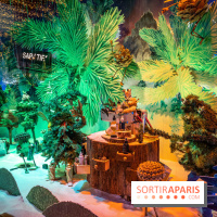Les vitrines et sapin de Noël des Galeries Lafayette 2022