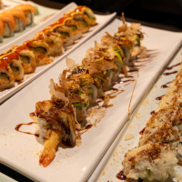 Wrap'n Roll Sushi : le restaurant japonais de rolls généreux et insolites